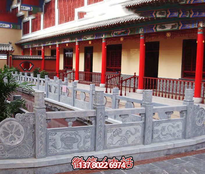 游覽大理，感受古老石欄桿的魅力