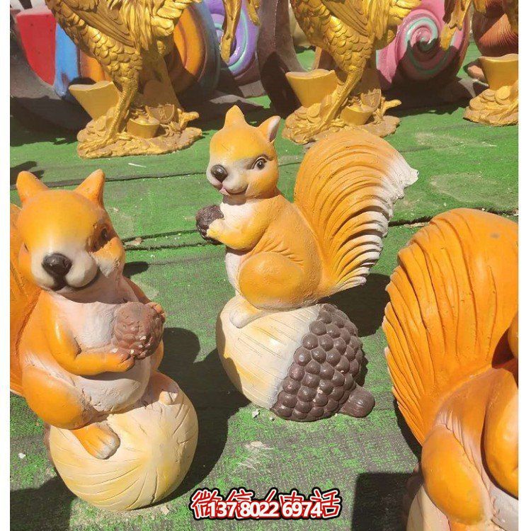 集游樂、景觀、動物園于一體的玻璃鋼仿真卡通動物游樂場