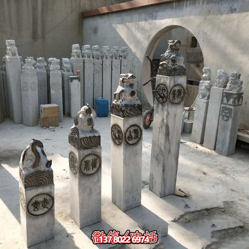 四神馬柱拴，融匯大理石精致雕塑，為園林景觀裝點(diǎn)增添濃濃韻味