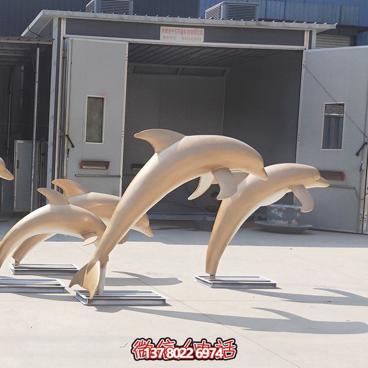 高端不銹鋼海豚雕塑，為售樓部門口增添完美視覺