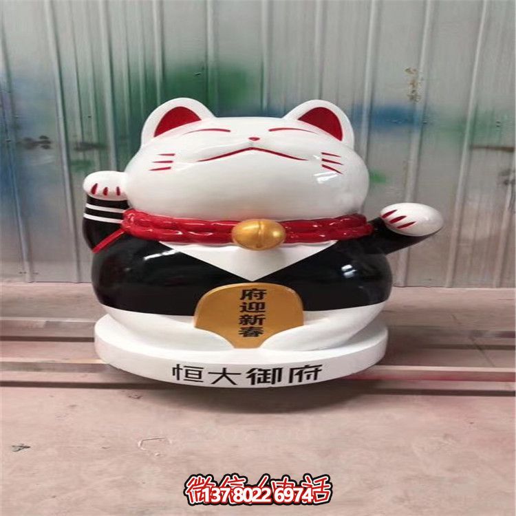 玻璃鋼招財(cái)貓擺件，裝點(diǎn)家居景觀