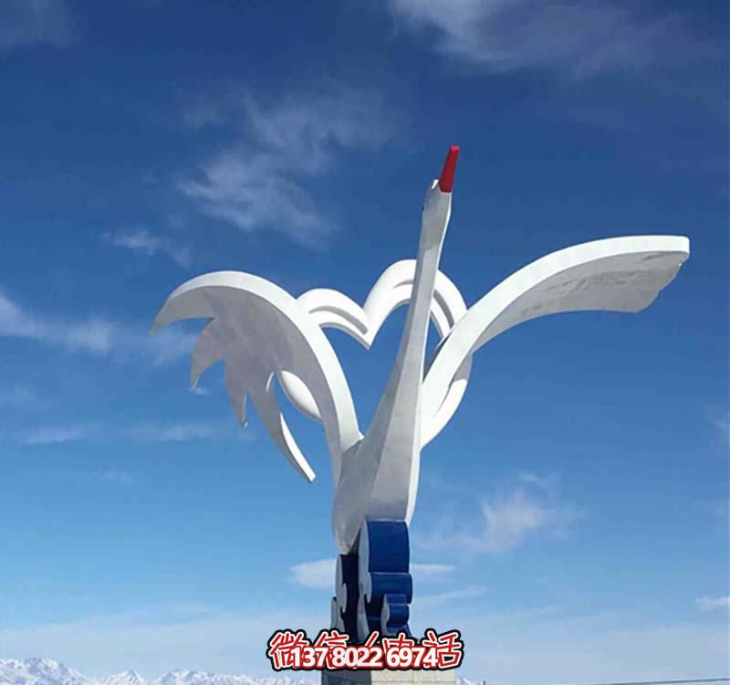 不銹鋼愛心鶴雕塑，點亮廣場創(chuàng)意之美