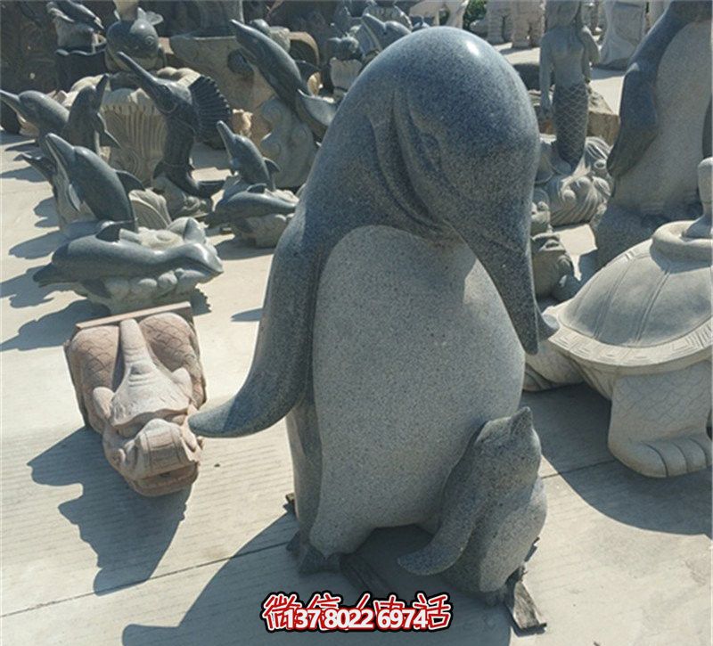 企鵝雕塑，讓公園更加精彩