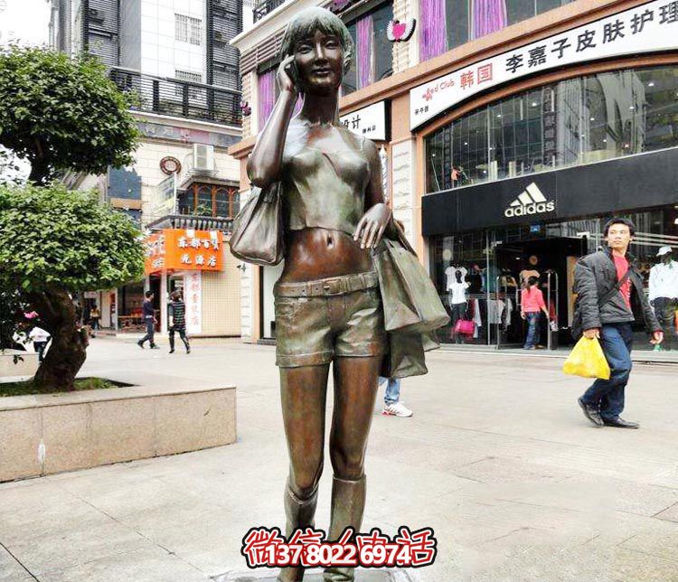 精美銅雕女孩雕塑——帶你暢游街頭，體驗(yàn)夢幻快樂時(shí)光
