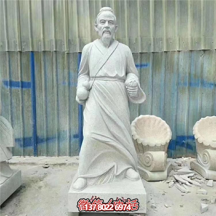 雅致古典大理石雕塑，點綴園林景觀