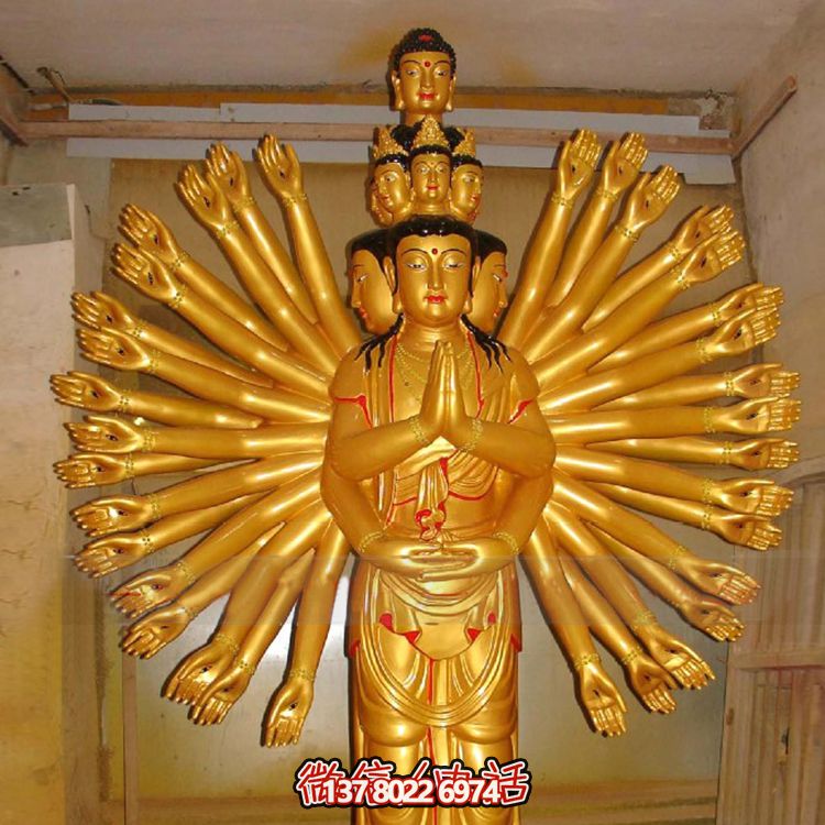 鎏金千手觀音大型雕塑，精美絕倫，醉人心魄