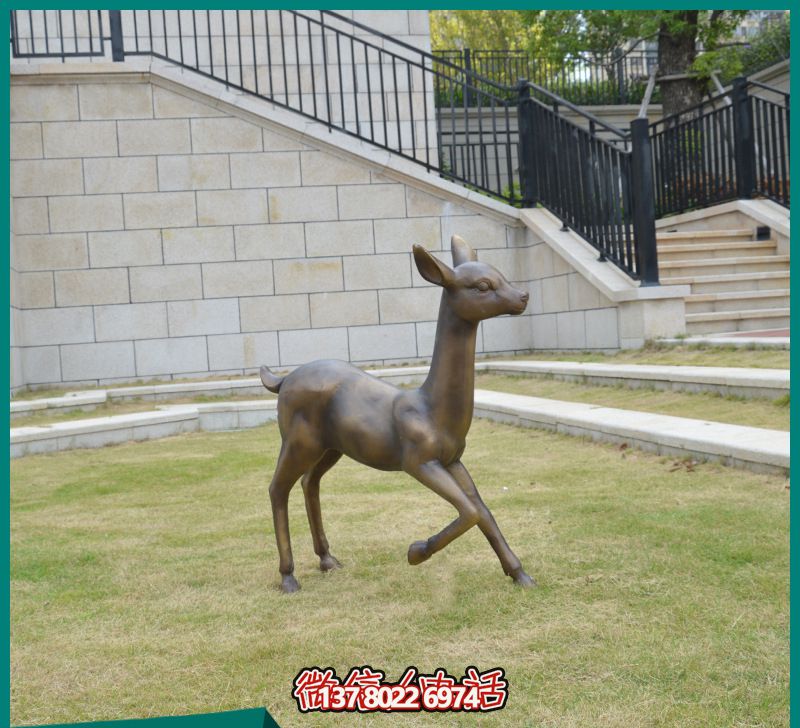 玻璃鋼梅花鹿彩繪雕塑，完美裝飾園林景觀