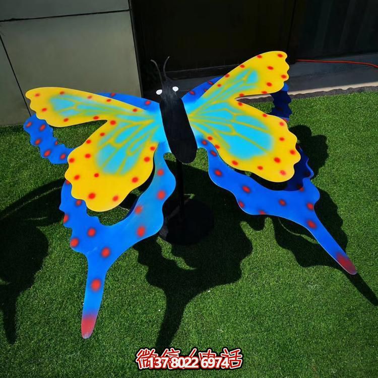 彩繪玻璃鋼蝴蝶雕塑，精美戶外園林裝飾