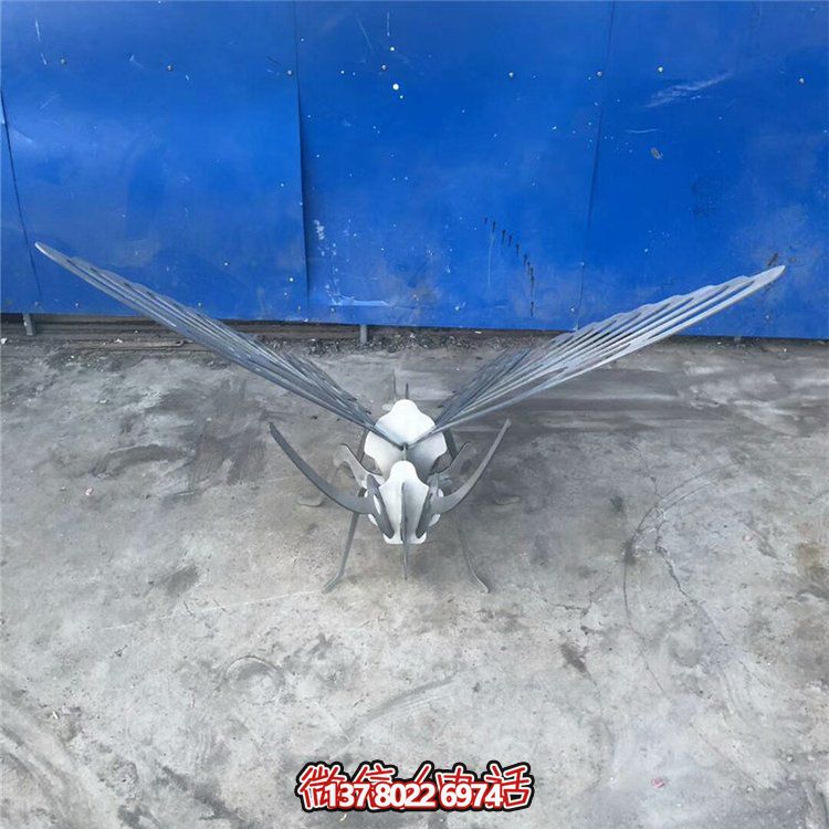 不銹鋼蝴蝶雕塑，點(diǎn)綴你的園林戶(hù)外空間