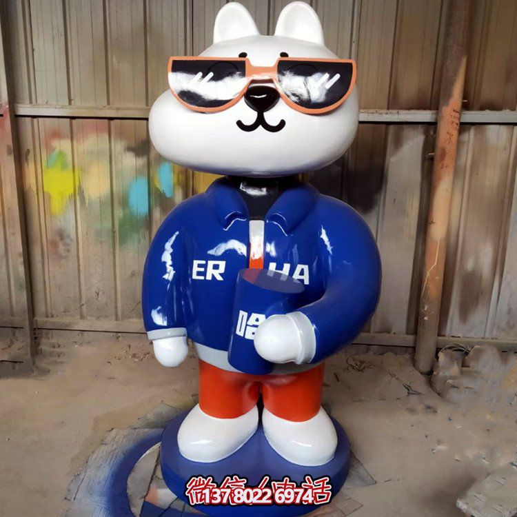 藝術玻璃鋼彩繪動物雕塑——讓商場、網(wǎng)店、紅店變身藝術館