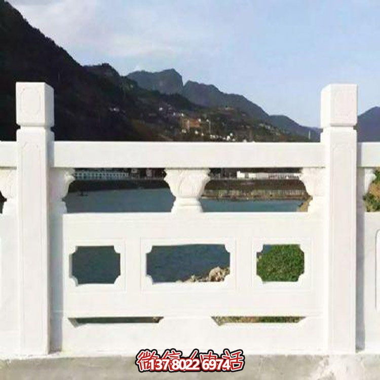 大理石雕刻石欄桿，美輪美奐，護佑家園
