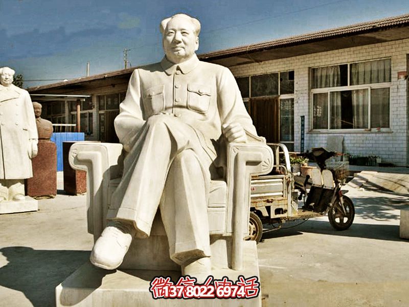 漢白玉毛澤東雕塑，見(jiàn)證歷史瞬間
