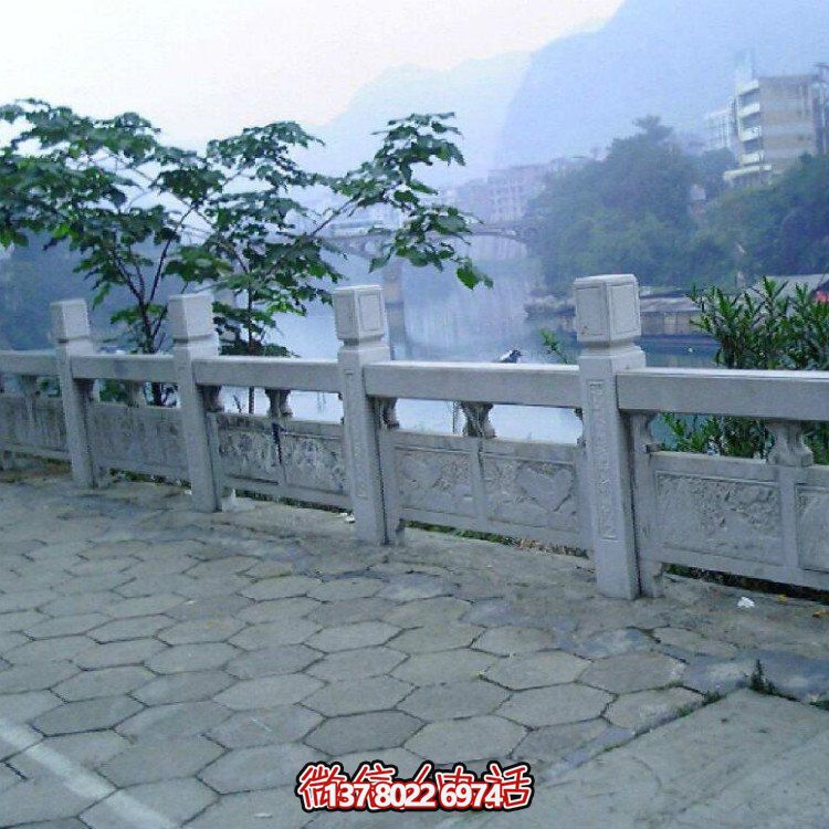 品質(zhì)精良的大理石欄桿、欄板及雕塑，締造美麗景觀