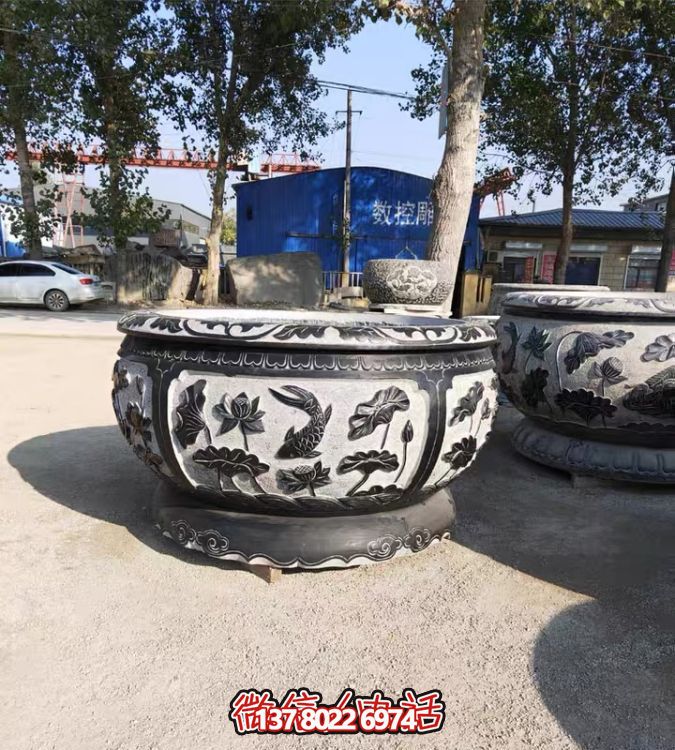 古典仿古石雕魚缸，添點(diǎn)家園庭院荷花水景