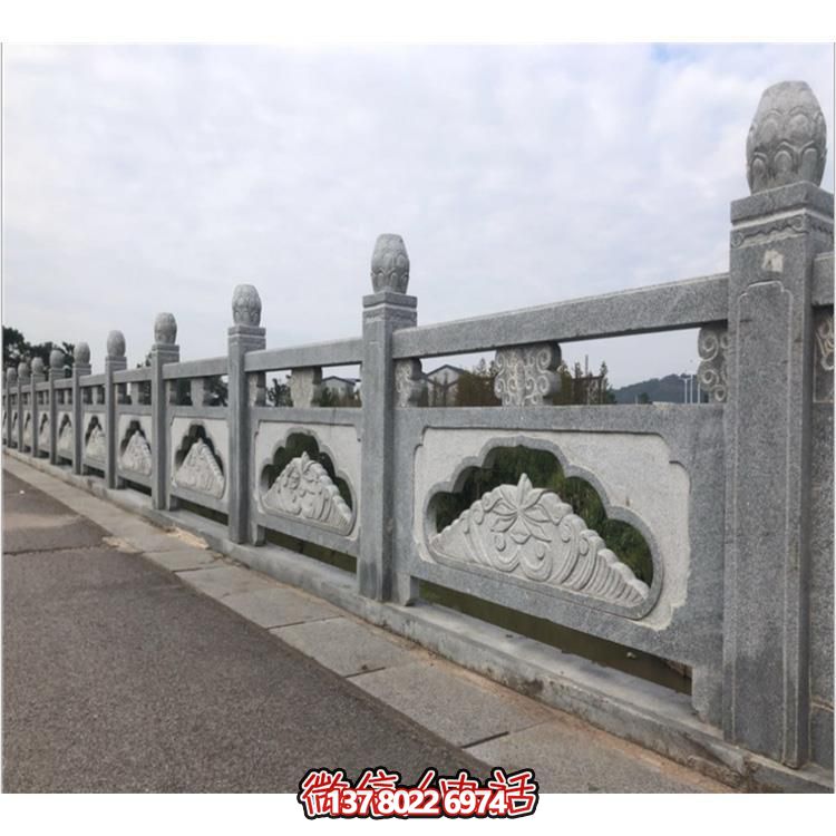 精致青石石雕欄桿，打造美麗公園景區(qū)