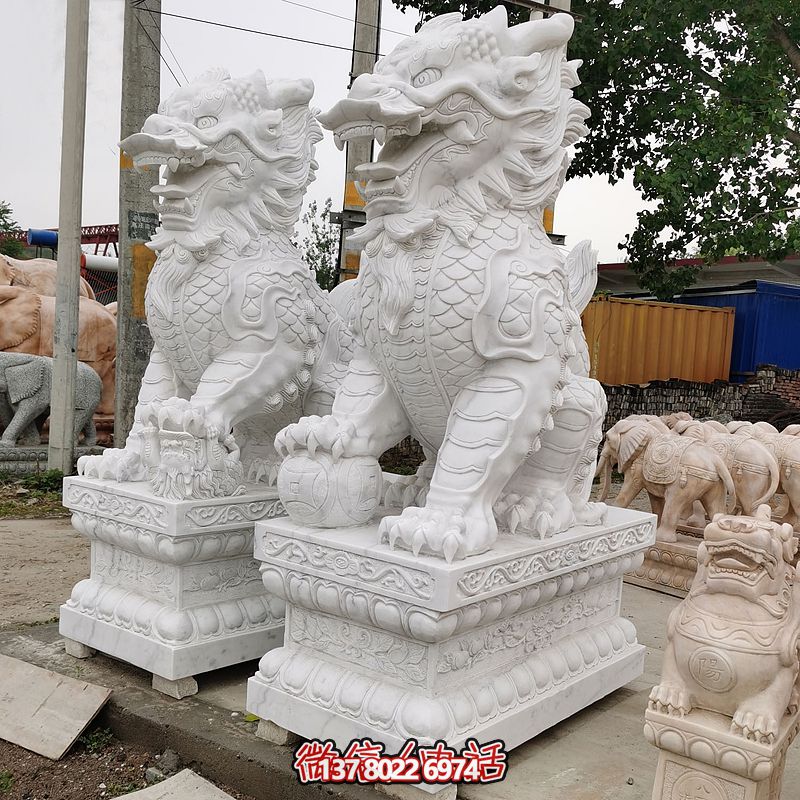 古典漢白玉大型麒麟景觀雕塑，點綴庭院、別墅神秘氣息
