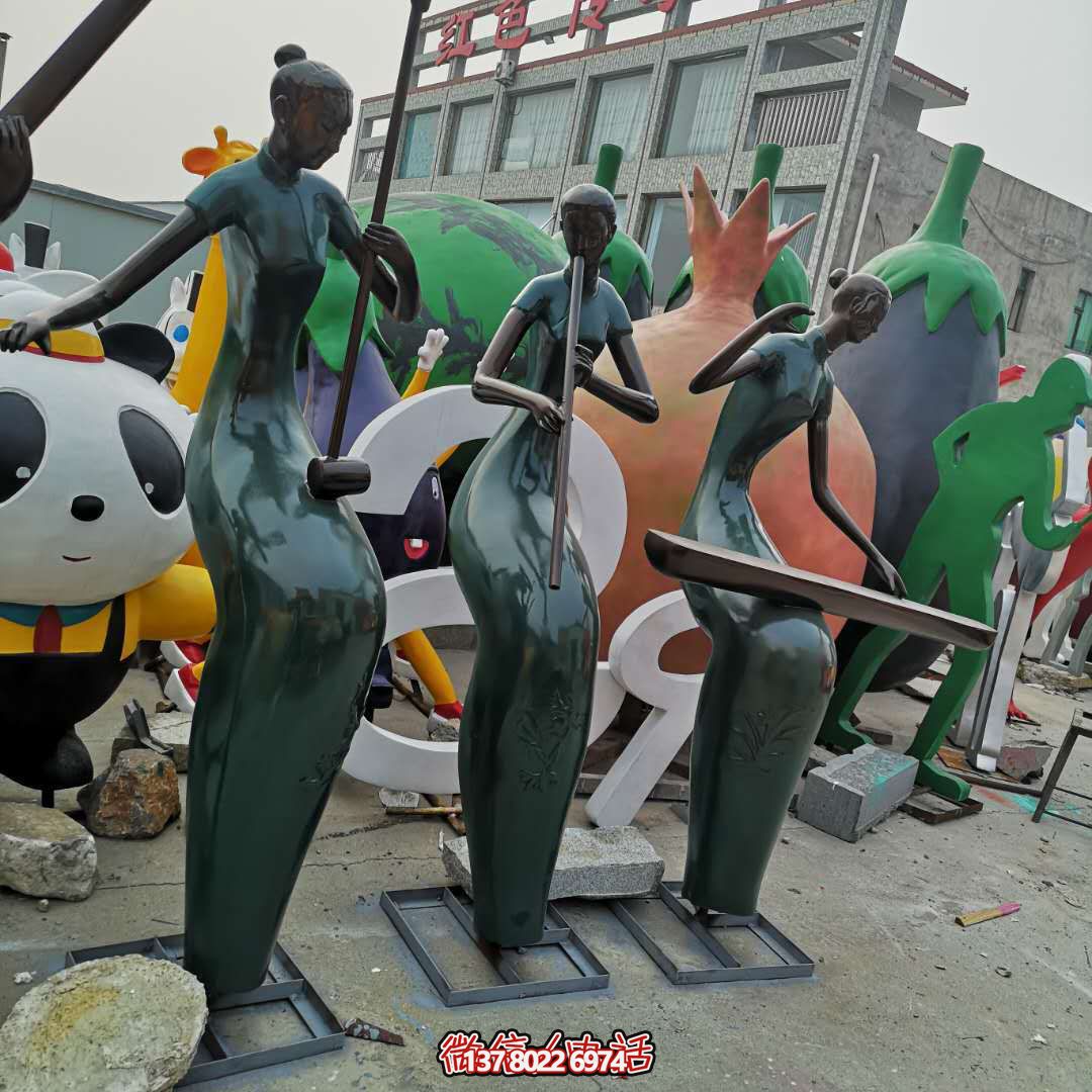 學(xué)院商場(chǎng)戶外演奏人物玻璃鋼雕塑 學(xué)院商場(chǎng)戶外演奏人物玻璃鋼雕塑