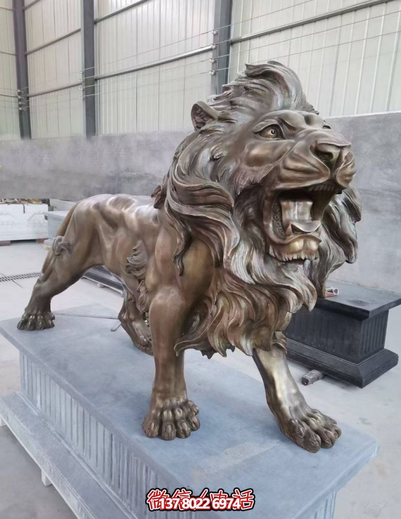 銅雕塑——鑄銅獅子，線條流暢，富有動(dòng)感，栩栩如生